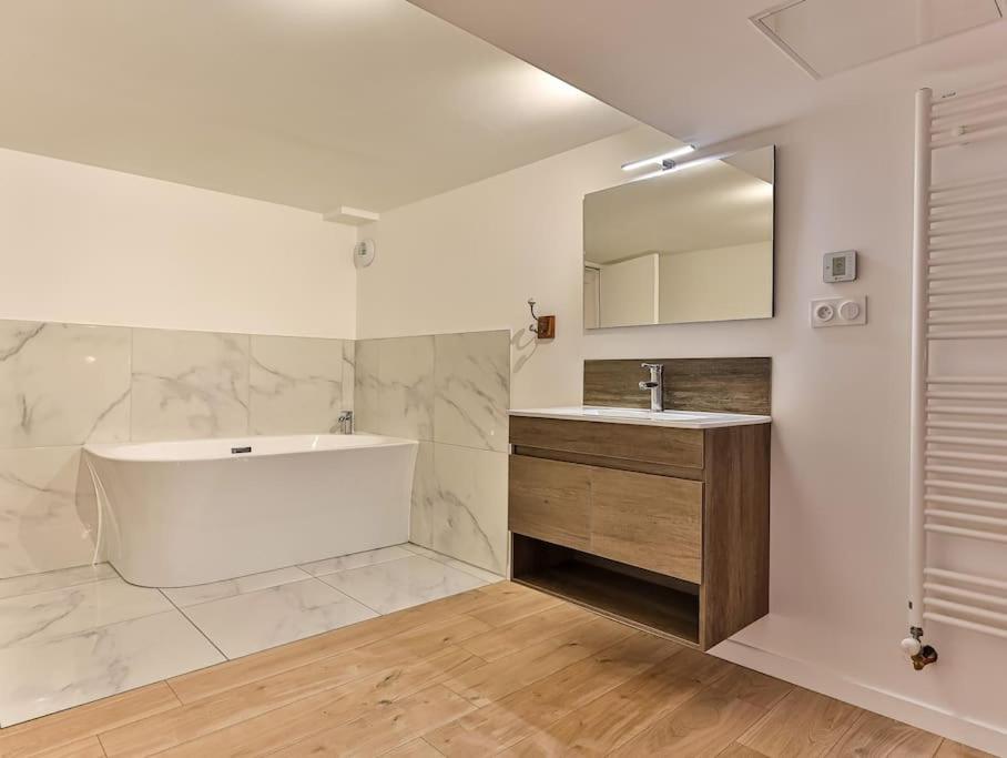 Maison Familiale La Belle Vie Jacuzzi/Sauna Saint Gilles Croix de vie Luaran gambar
